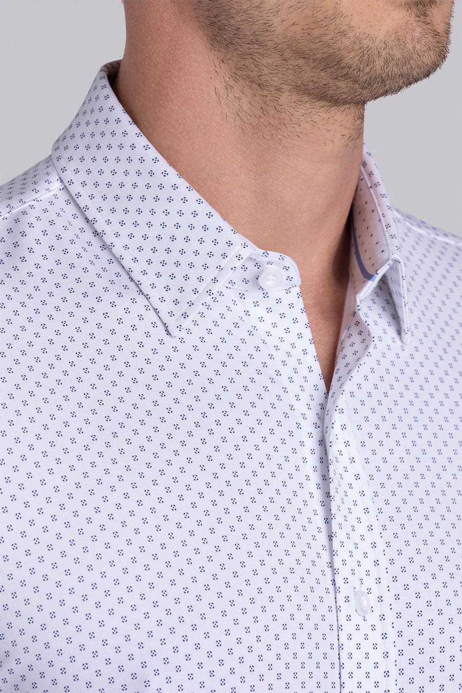 Intrigue In White Navy - Image 3